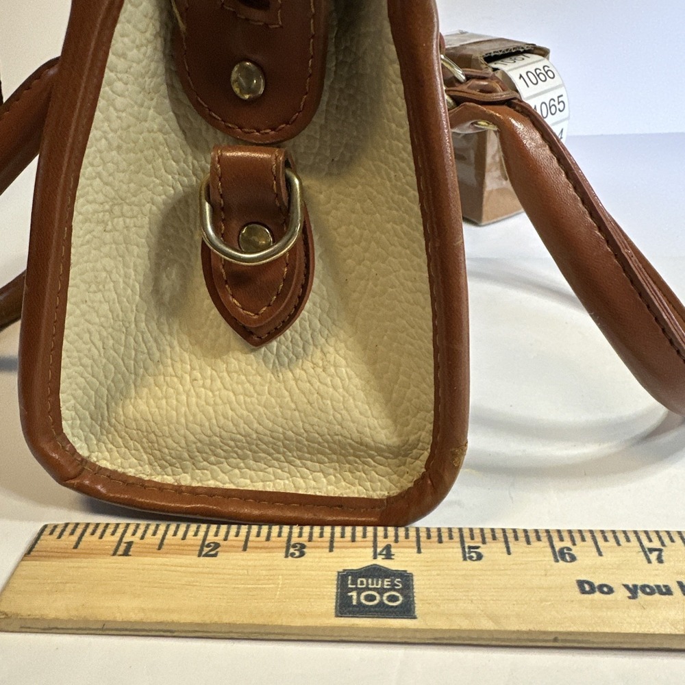 Vintage Dooney & Bourke Bone White/ Tan Leather Shoulder Bag No Strap - Picture 10 of 11